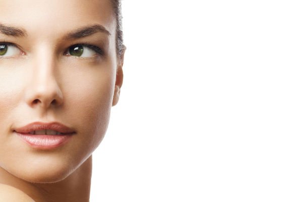 Técnicas FUE y FUSS como tratamiento para la alopecia en cejas