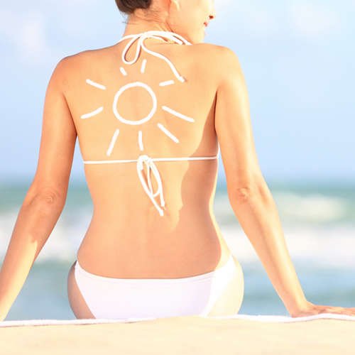 Nuestros dermatólogos responden a las dudas más frecuentes sobre protección solar