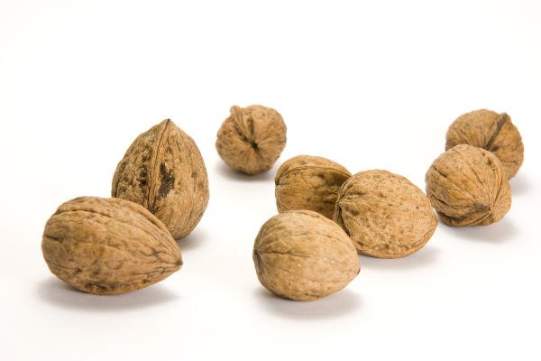 Las nueces contienen vitamina B6