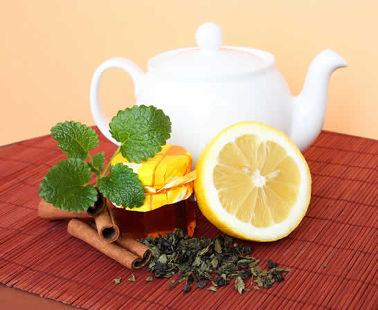 El té tiene propiedades estimulantes y diuréticas 
