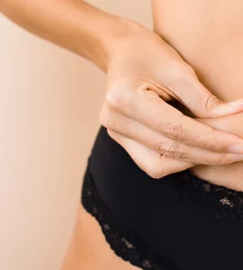 Piel sobrante en el abdomen