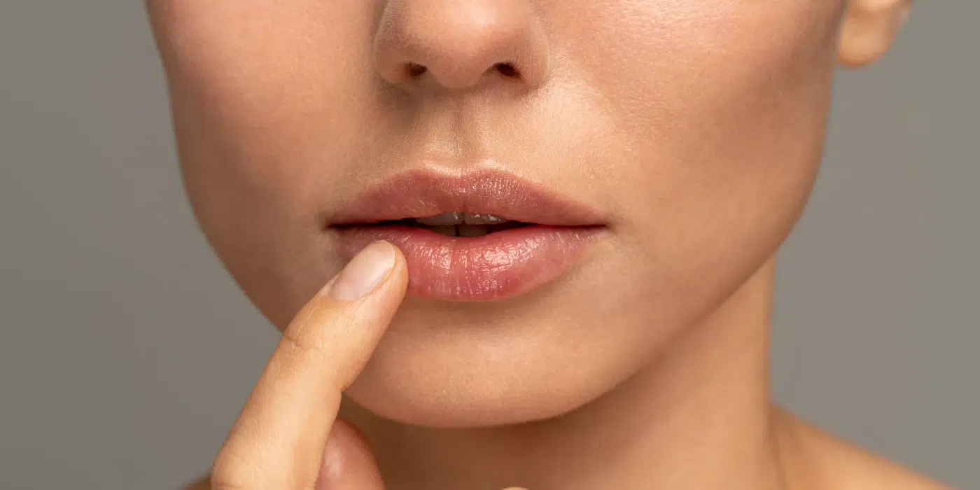 Ácido hialurónico para labios: más allá del volumen
