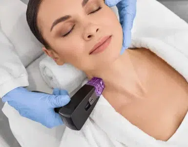 Flacidez facial a los 40 ya los 50: tratamientos avanzados